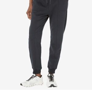 Beyond Yoga Hold the Line Jogger